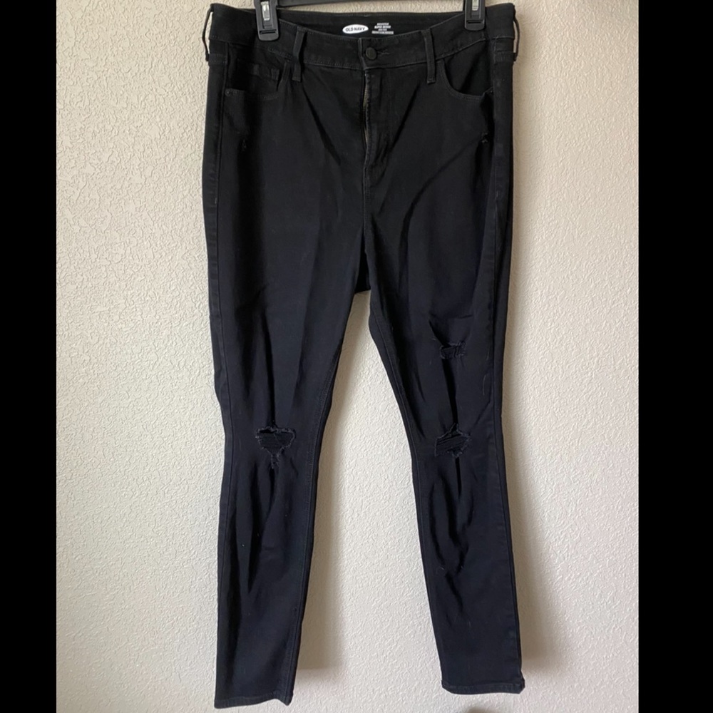 Old Navy - Rockstar Super Skinny High Rise Distressed Jean